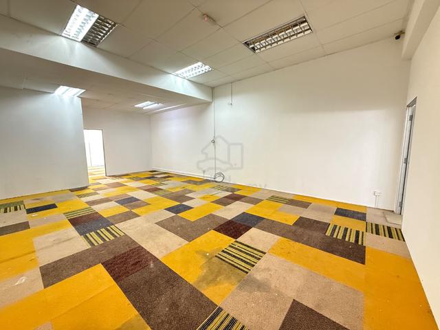 Super Cheap Rental Big Space 1st Floor Office Store Worker Hostel 1