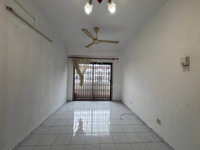 Sri Kenari Apartment 1