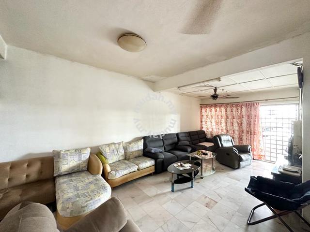 Renovated 2 Storey Teres Sri Hijau New Green Park Perdana Bukit Rawang 1