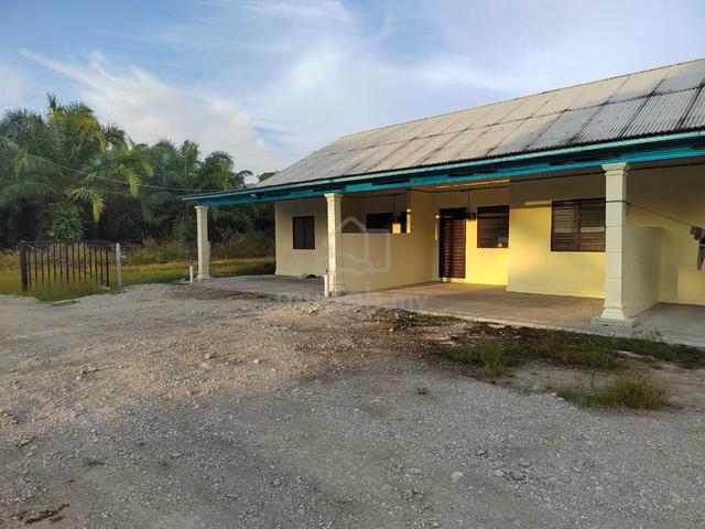 2Bed 2Bath Unit for rent off Jalan Karso, Olak Lempit 1