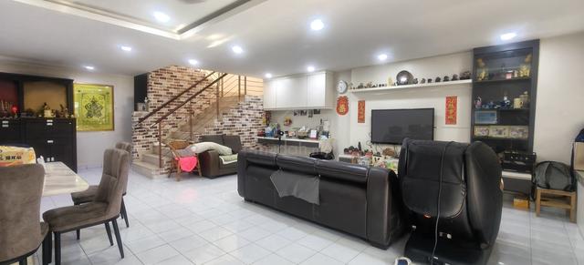 Taman Mount Austin| Jalan Mutiara Emas 2x 1