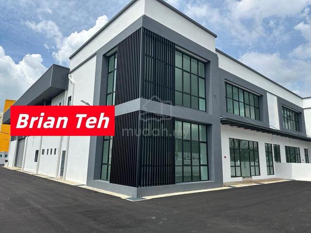 1.5 Sty Detached Light Industrial Factory Rent at Iks Bukit Minyak 1