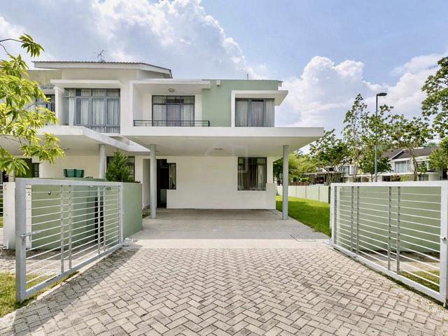 CORNER LOT Double Storey Superlink Summerglades Cyberjaya 1