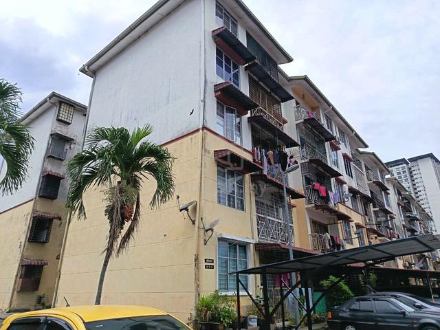 Desa Putra Apartment (Batu Caves) 1