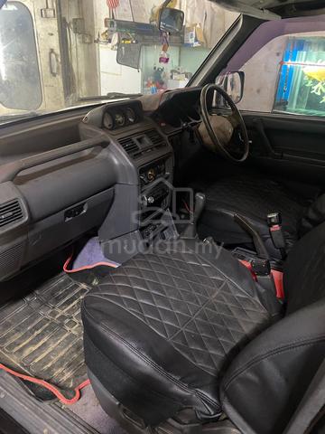 1995 Mitsubishi PAJERO 2.5 L047 (A) - 3