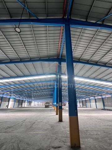 Freehold Detached Factory bu 150ksf with Solar System for sale 1