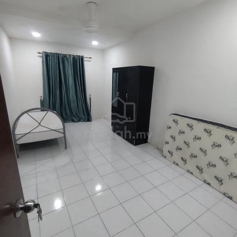 Partially Furnished Selangor Serendah Room For Rent 1