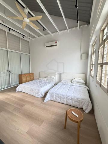 Room for Rent at Jalan Irrawaddy | Near Hospitals & Offices 1