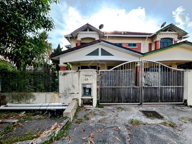 NICE LAYOUT❗5 BEDS, Bandar Tun Hussein Onn, Cheras, 2 Storey Semi D 3