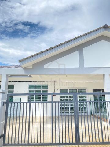 Rumah untuk disewa di Taman Bukit Lintang Permai, Ayer Molek Melaka 1