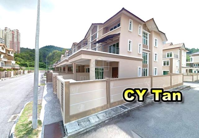Corner Unit Terraced House, Greenlane Heights, Jelutong, Unfurnish 1