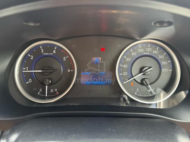 Toyota Hilux - 4