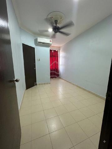 Tmn Suria Selayang Double storey terrace house  1