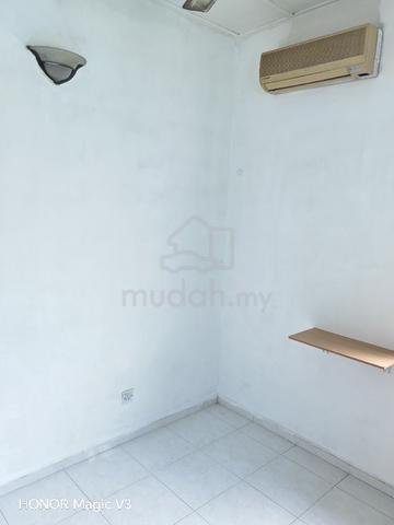 Room to rent bukit indah 1 1