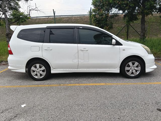 2009 Nissan GRAND LIVINA 1.6 CLASSIC/COMFORT (A) - 4