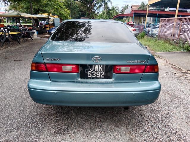 Toyota Camry 2.2 GX (A) - 4