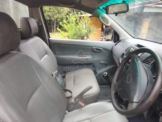 2008 Toyota HILUX 2.5 MY05 KUN25R FACELIFT (M) - 3