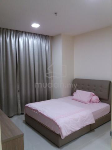 E Suite-Designer Suite @ Emerald Avenue 1