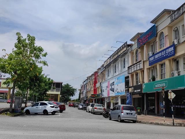 Facing Main Road Ground Floor Shoplot Jalan Pegawai Alor Setar 1