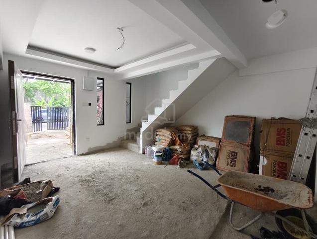 Permas jaya corner lot unblock view 1