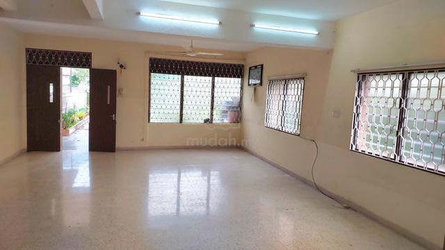 Double Storey Seni D at Lumba Kuda 1