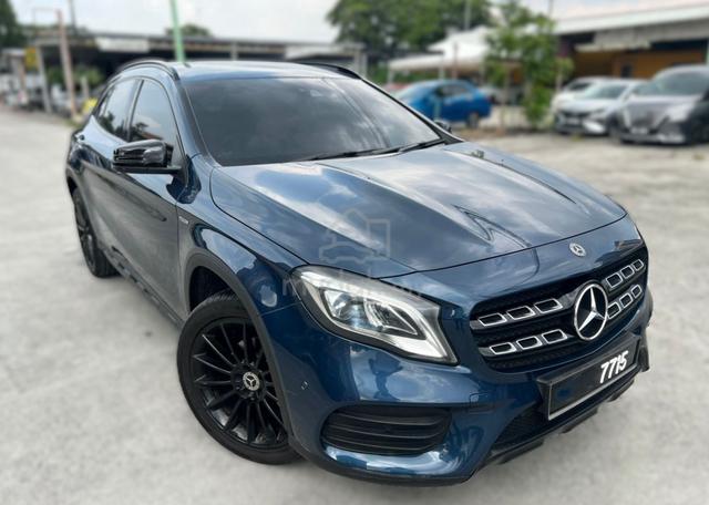Mercedes-Benz GLA200 AMG Line