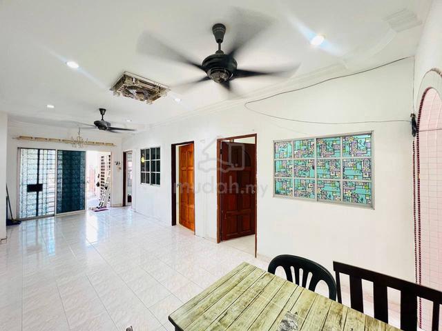 RENOVATED FREEHOLD Singe Storey House Bandar Kinrara BK4 Puchong 1