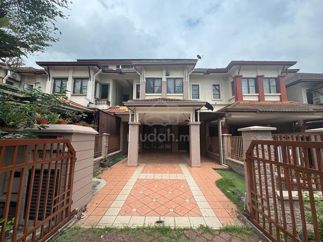 RENOVATED Double Storey Superlink Jalan Rabung, Bukit Jelutong 1