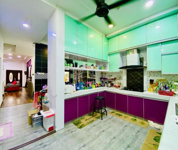 RENOVATED+SPACIOUS HOUSE🔥🔥 3 Storey Terrace De Puncak Ukay, Ampang 4