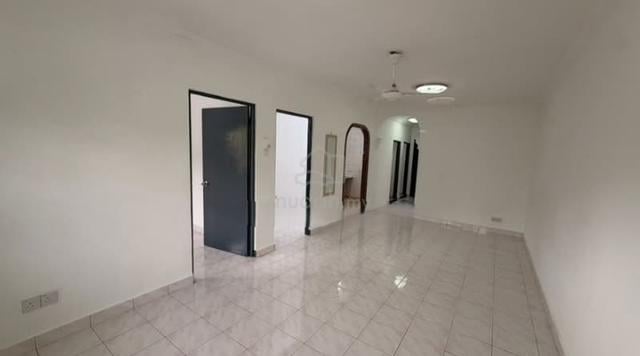 Apartment Idaman 1
