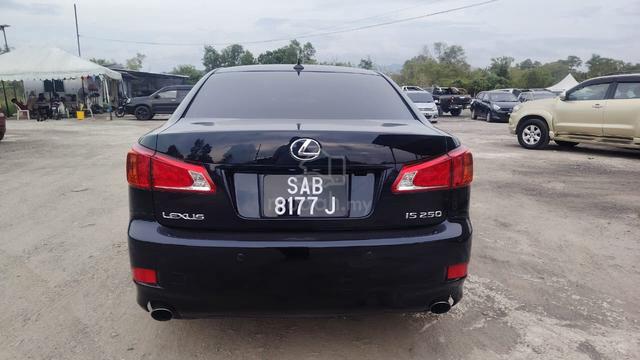 Lexus LS250 2.5 V6 (A) 09/12 SAB 8177 J - 3