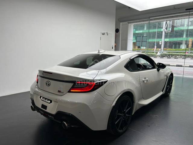 2023 Toyota GR86 RZ - 4