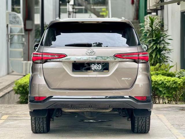 Toyota FORTUNER 2.7 SRZ PETROL 4x4 7seater F/Lift - 2