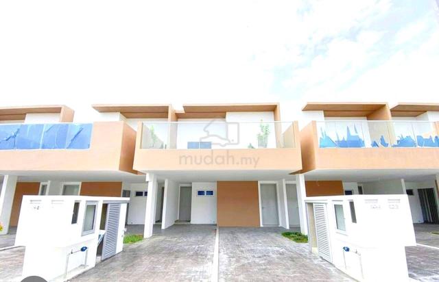 FOR SALE - Casa Bluebell Townhouse @ Cybersouth, Dengkil 1
