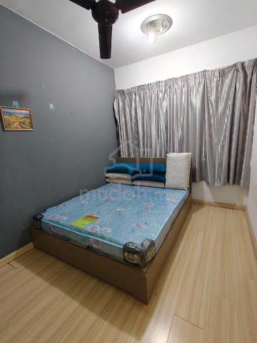 University Prime Condominium 1