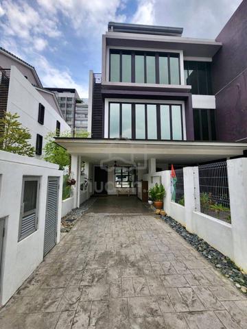 Rimbun Sanctuary Townhouse  U8 Bukit 1