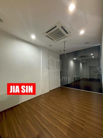 Ground Floor Shoplot For RENT @ Bay Avenue, Queensbay, Bayan Lepas 1