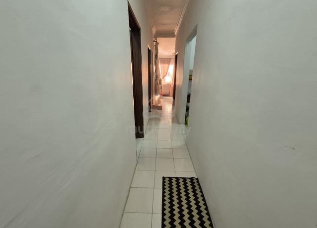 Residensi Bistaria 1