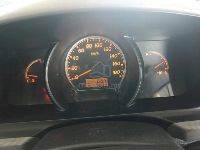 2010 Toyota Hiace 2.5(M) Panel Van Diesel 1 Owner - 5