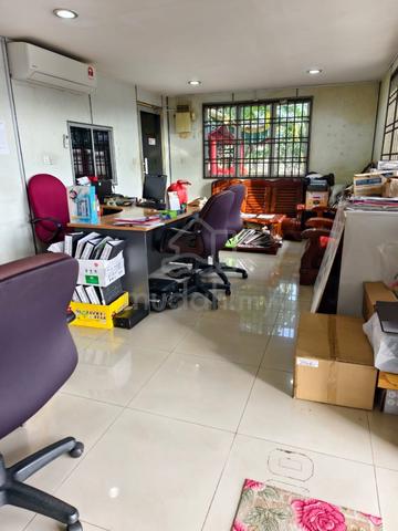 3 acre Steel fabrication workshop factory for sale seelong 4