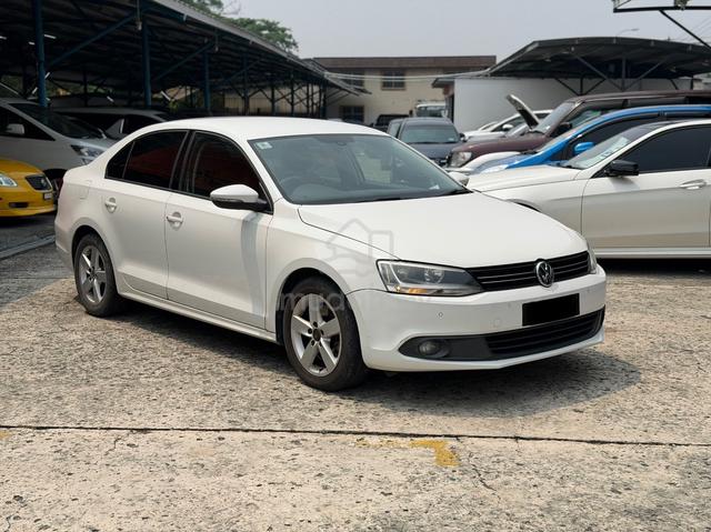 Volkswagen Jetta 1.4 AT - 2