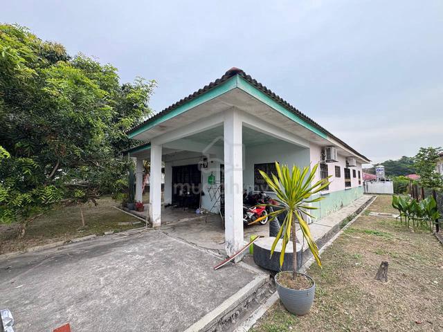 SIZE BESAR Single Storey Bungalow Villa Rimbawan TMN Pinggiran Putra 1