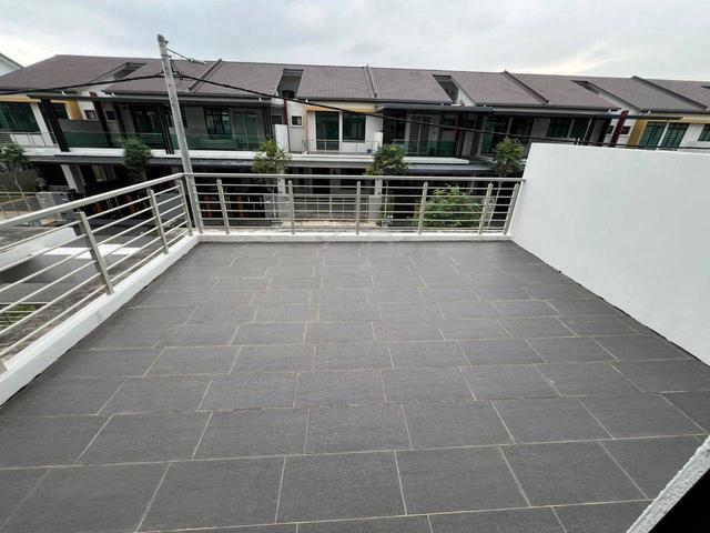 Melaka Ayer Keroh Molek Residence Brand New End Lot 1