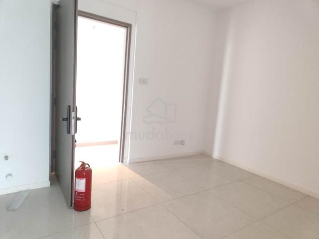 Bay Suites 1