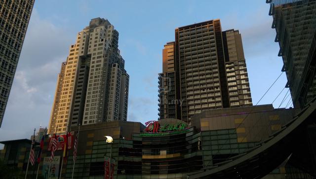 The Capsquare Residences 1