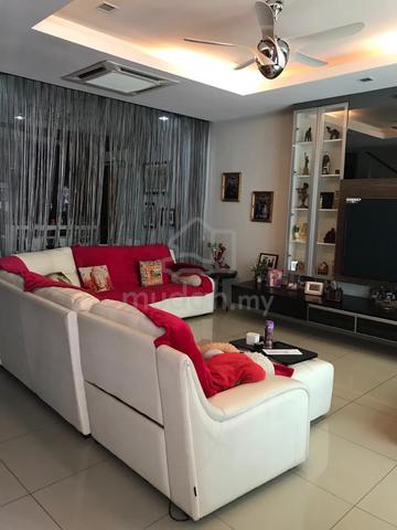 3 storey terrace house 1