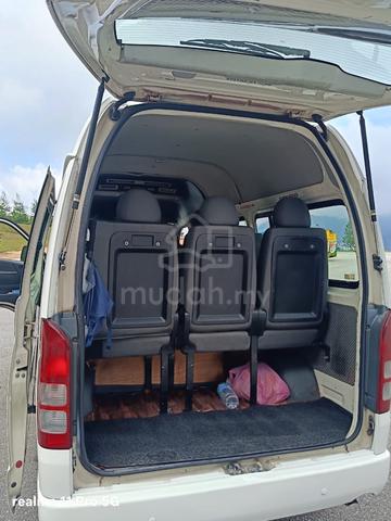 2010 Toyota HIACE 2.7 TRH203R-EDMDK (M) - 4
