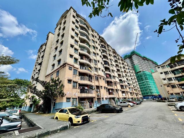 Pangsapuri Perdana (Seksyen 13) 1