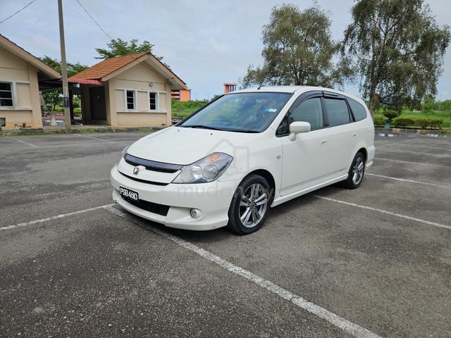 Honda STREAM 2.0 iVS FACELIFT (A) - 3