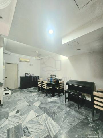 Good condition 2 Storey USJ 11 Taipan and LRT Station Subang 1